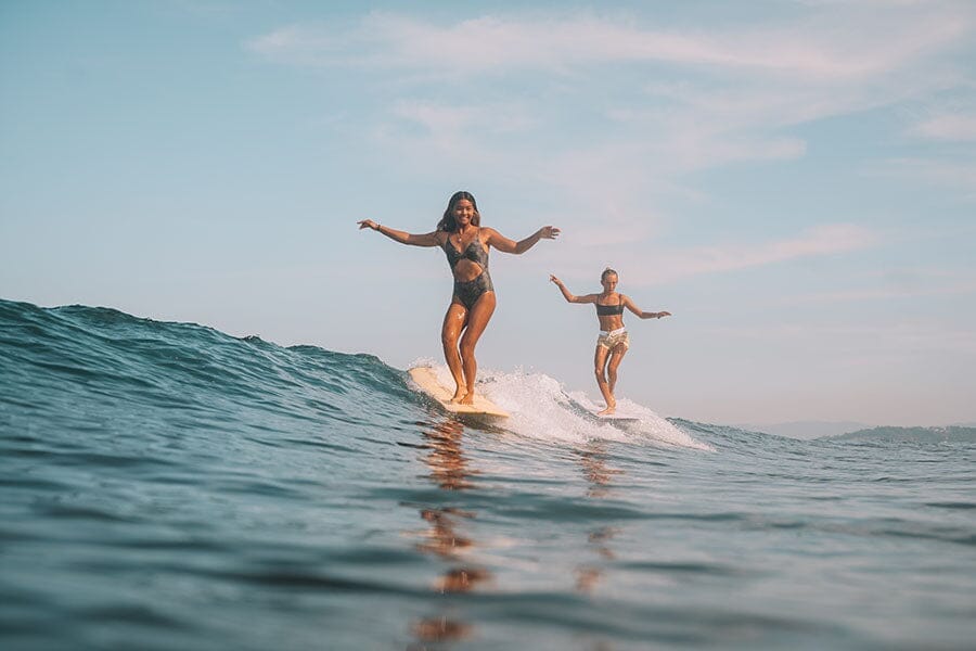 Pro women Surfers